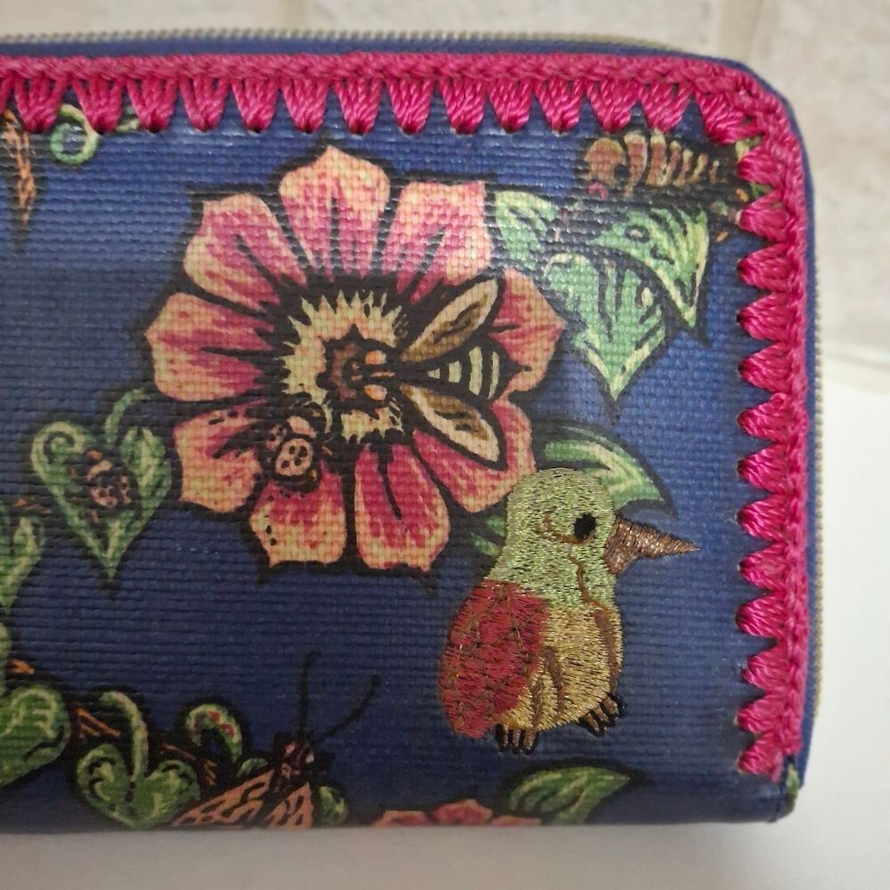 Sakroots Artist Circle Wallets - Picture 5 of 10
